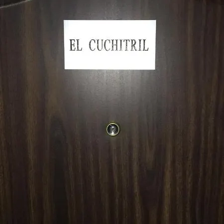 Apartment El Cuchitril *